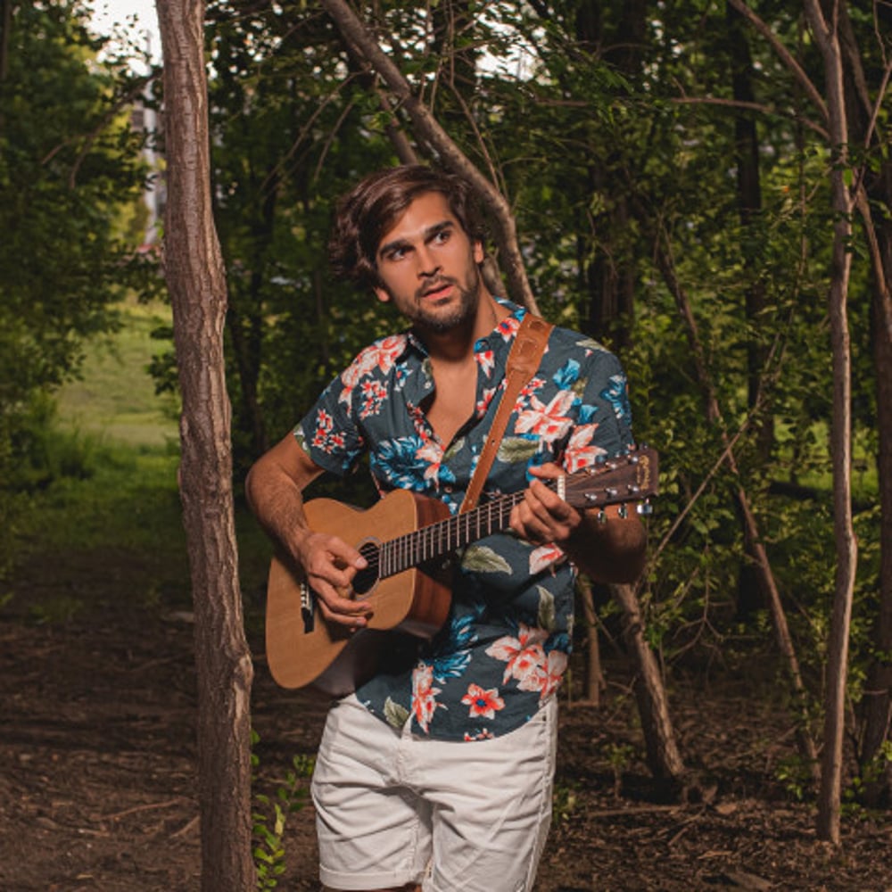 Profile thumbnail image for Locampo – Pop/Latin Singer & Guitarist