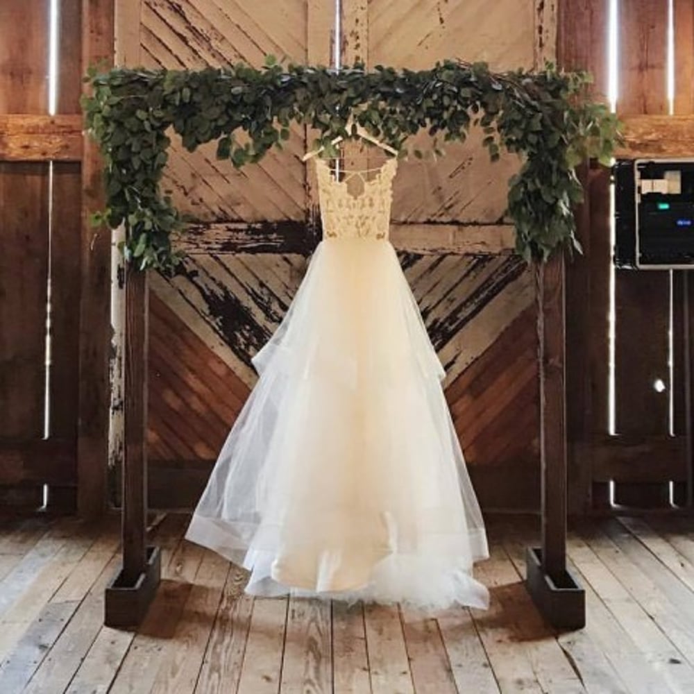 Profile thumbnail image for Magnolia Grove Weddings