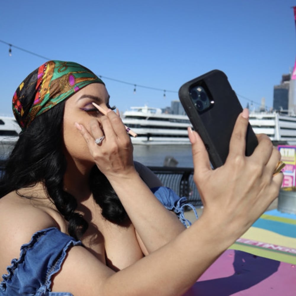 Profile thumbnail image for Make Up