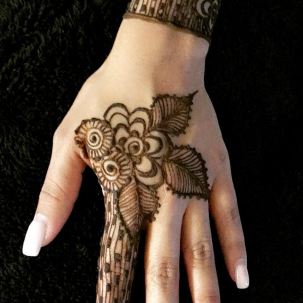Profile thumbnail image for Makeup and Henna by Sonal