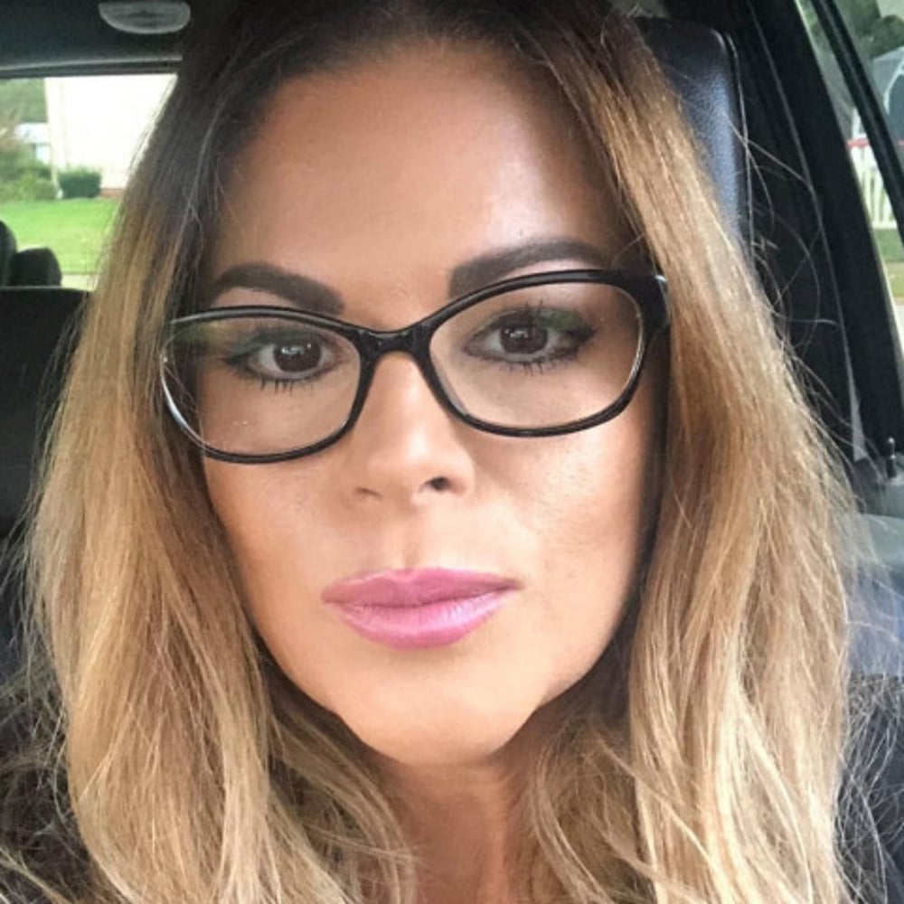Profile thumbnail image for Makeup Artist To All