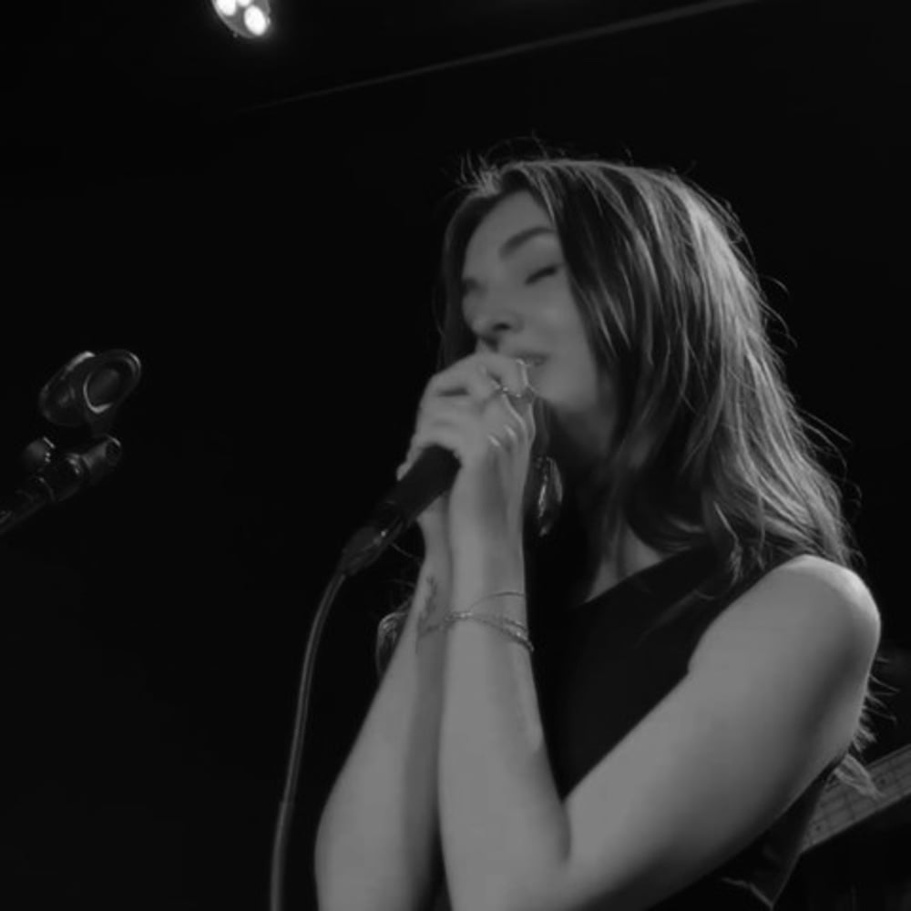 Profile thumbnail image for Marisa Nahas | Solo Female Vocalist