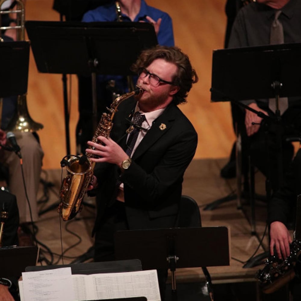 Profile thumbnail image for Max Gray - Jazz/Classical Saxophonist