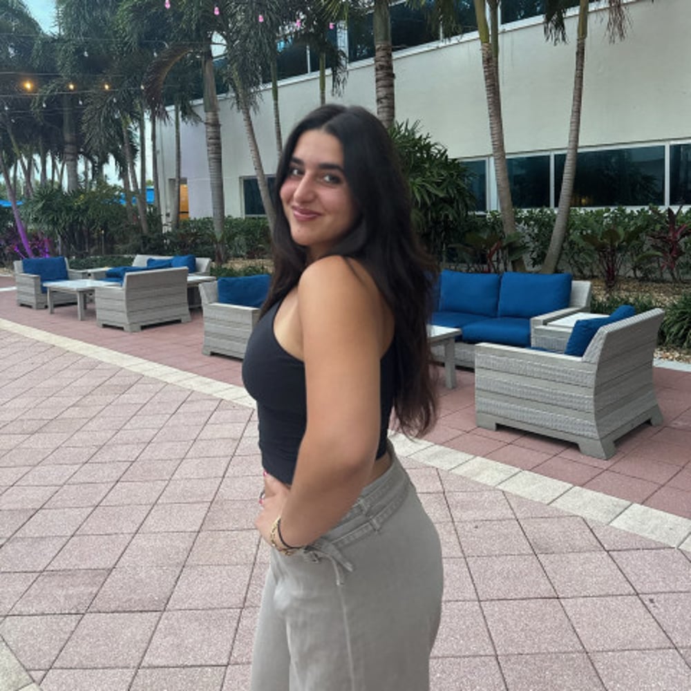 Profile thumbnail image for Melina