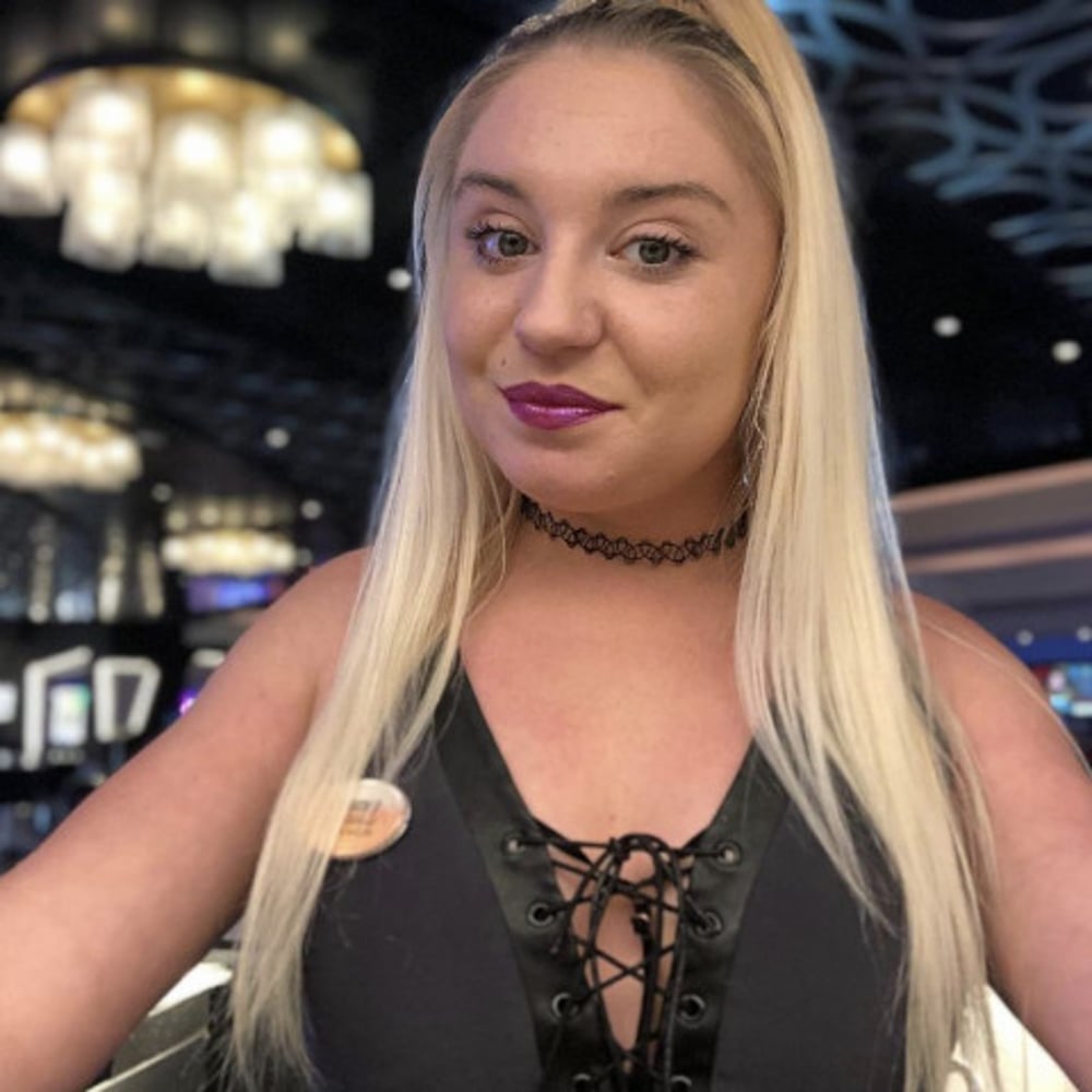 Profile thumbnail image for MichellaineMixology