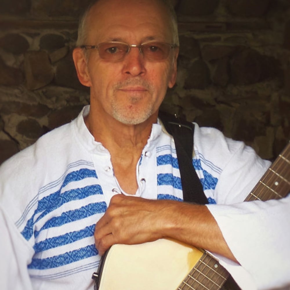 Profile thumbnail image for Mike Hust Troubadour