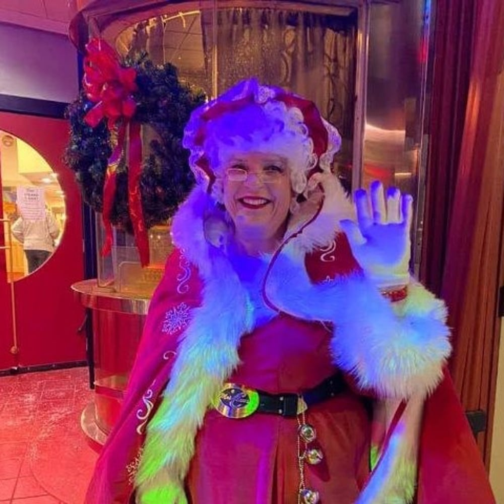 Profile thumbnail image for Mrs. Linda Claus