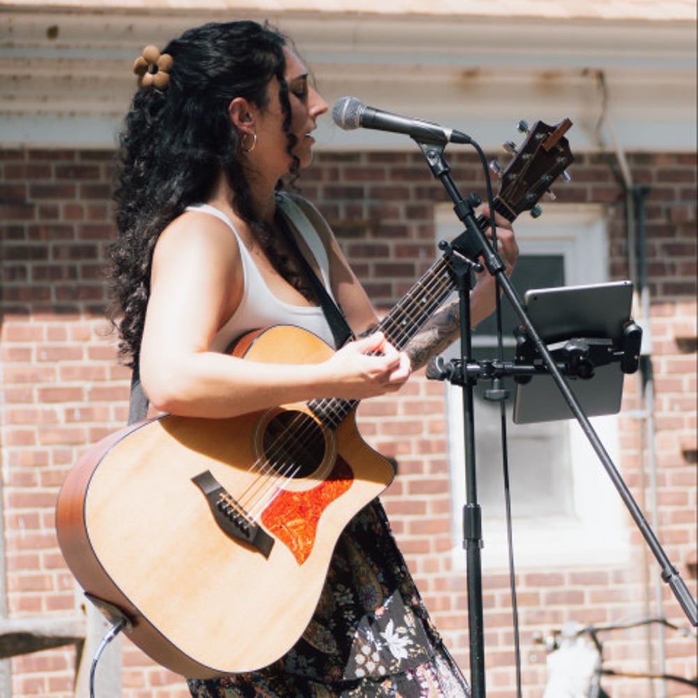 Profile thumbnail image for Music with Maria