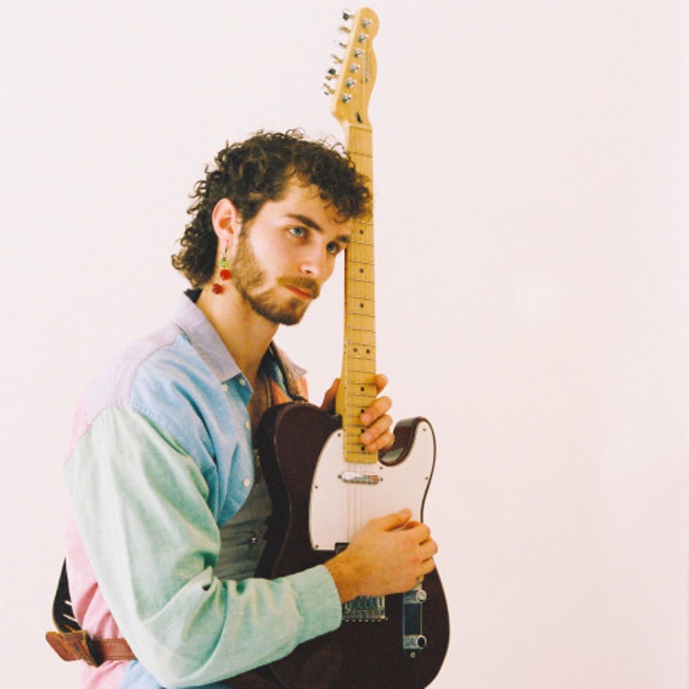 Profile thumbnail image for Nicholas Spataro - Versatile Guitarist