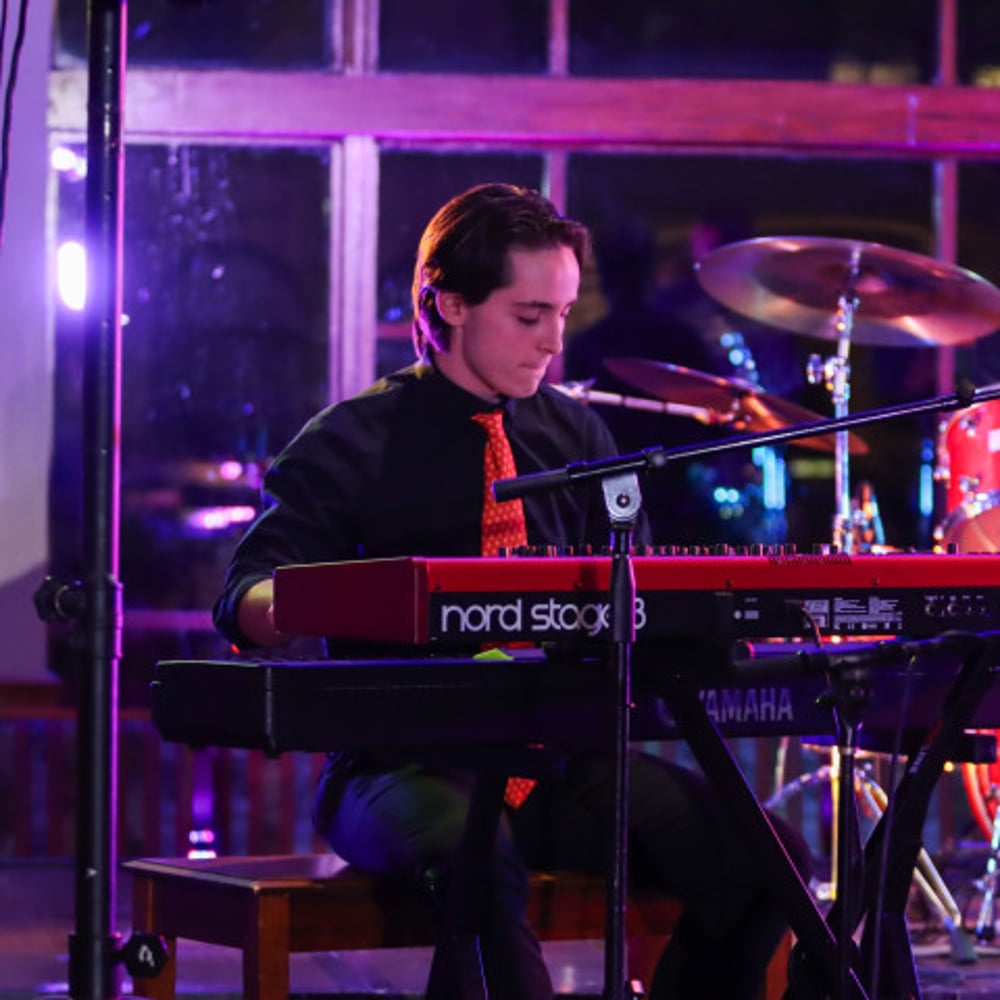 Profile thumbnail image for Noah Clark Piano
