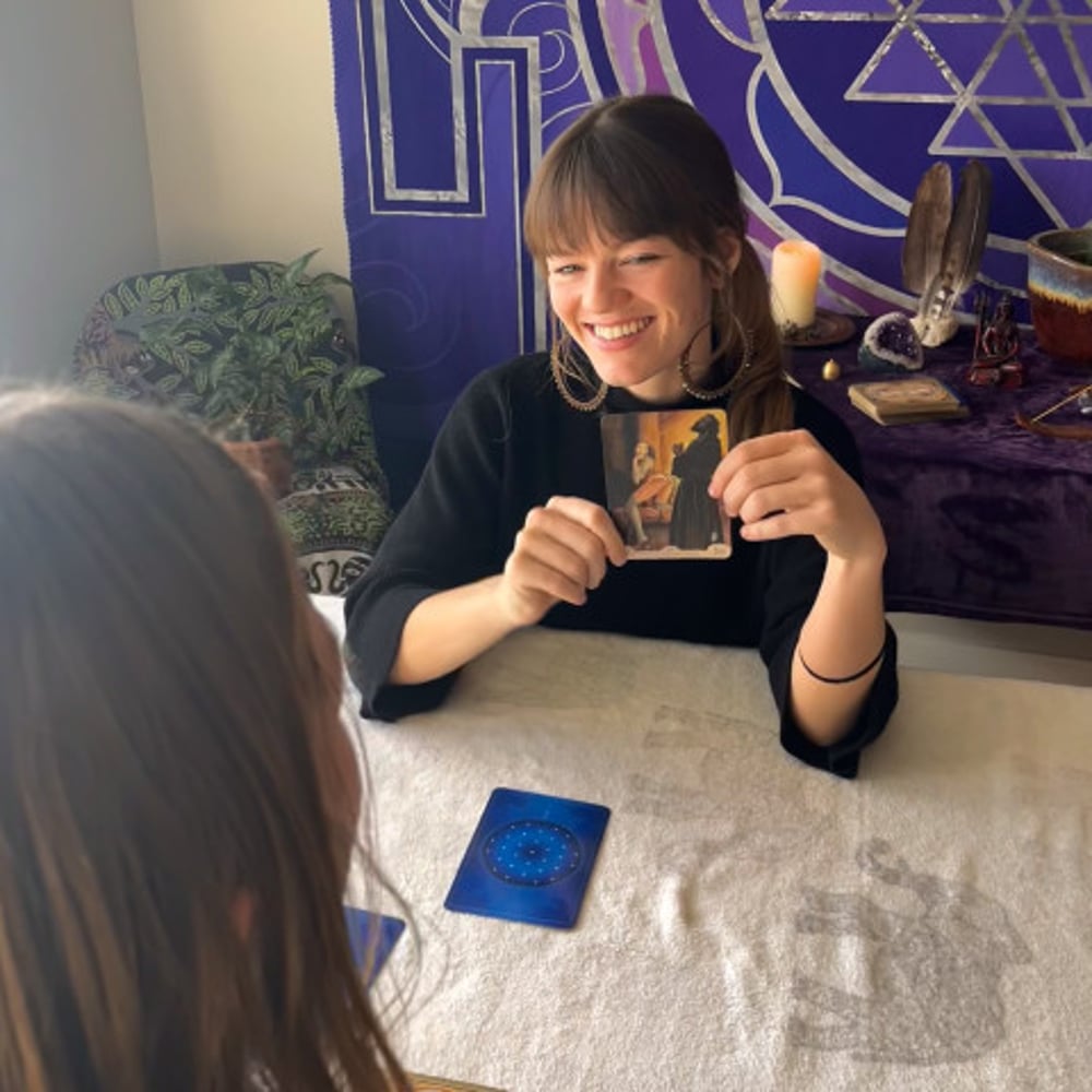 Profile thumbnail image for Ocoa Okosha Oracle Reading