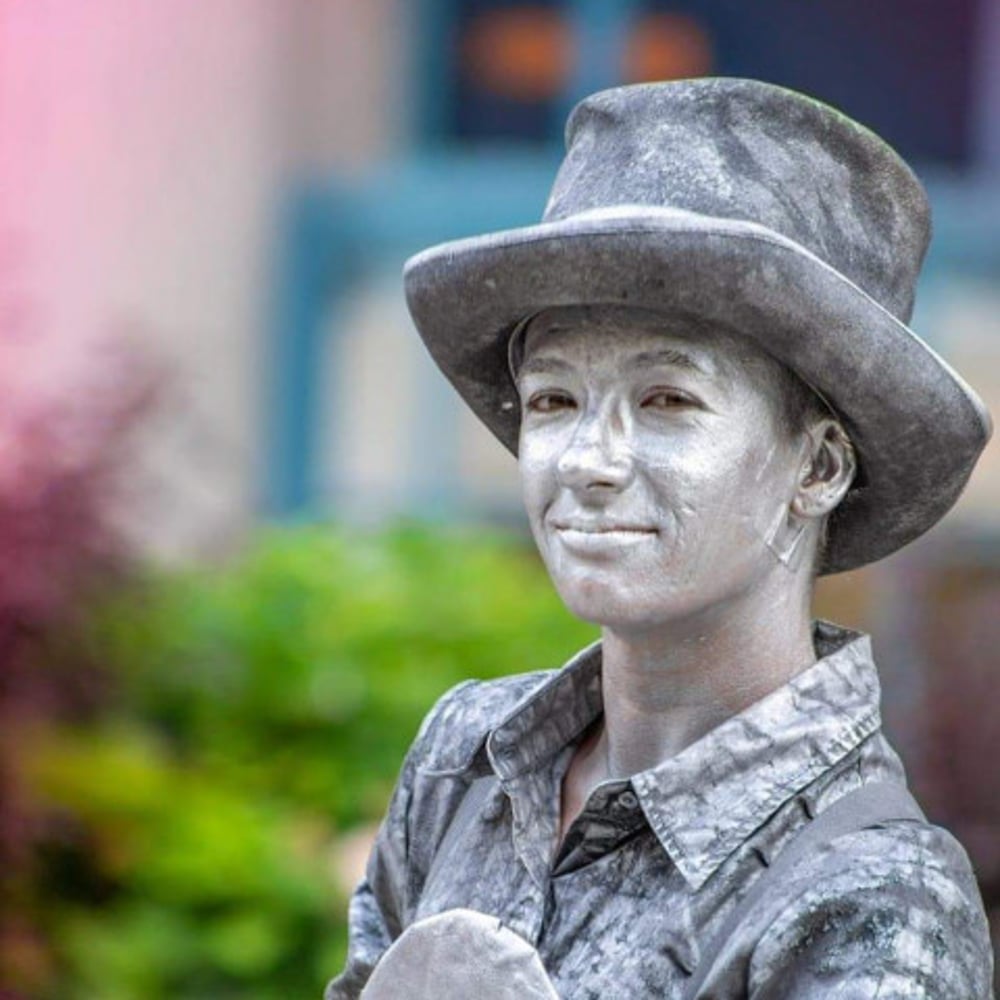 Profile thumbnail image for Real Live Statue