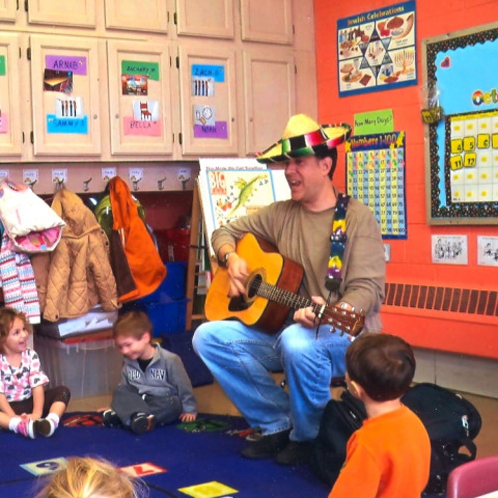 Profile thumbnail image for Rob the Music  Dude