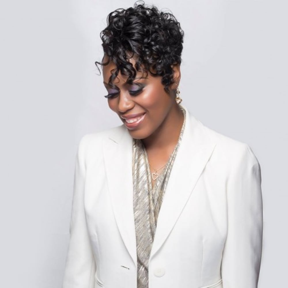 Profile thumbnail image for Rosalind Elliott