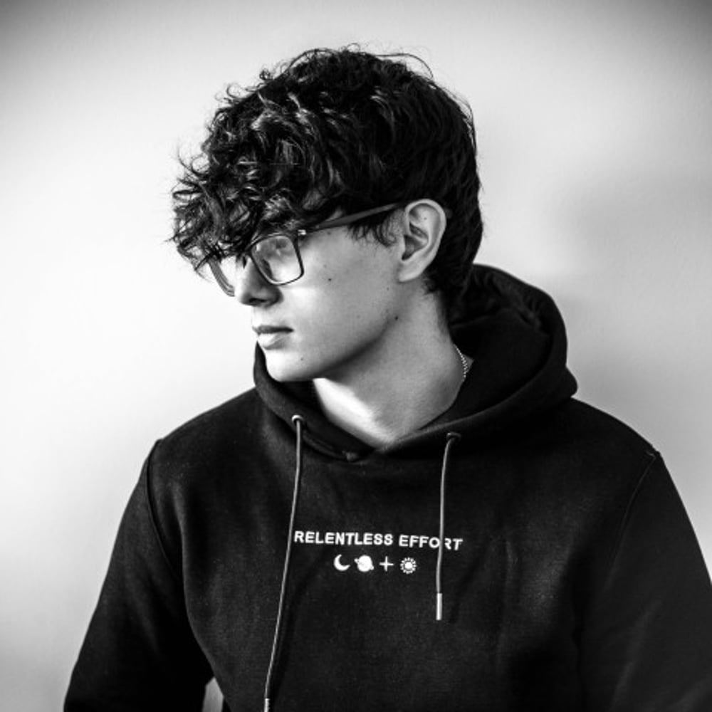 Profile thumbnail image for Samuss Media - Portrait, Drone & Events