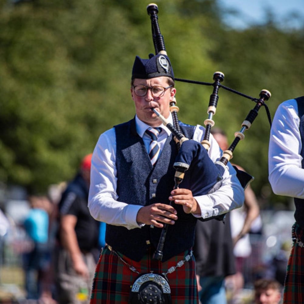 Profile thumbnail image for Sandy Adams Bagpipes