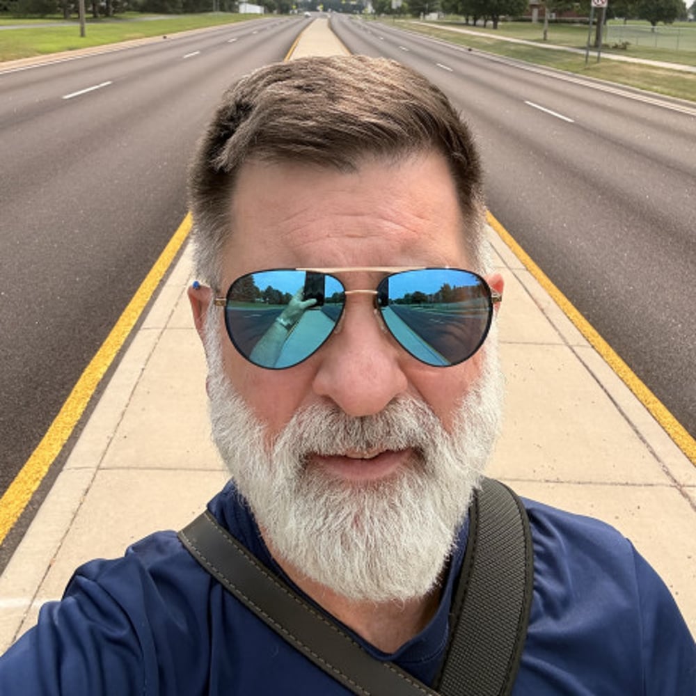Profile thumbnail image for 'Santa' Matthew Schwarz