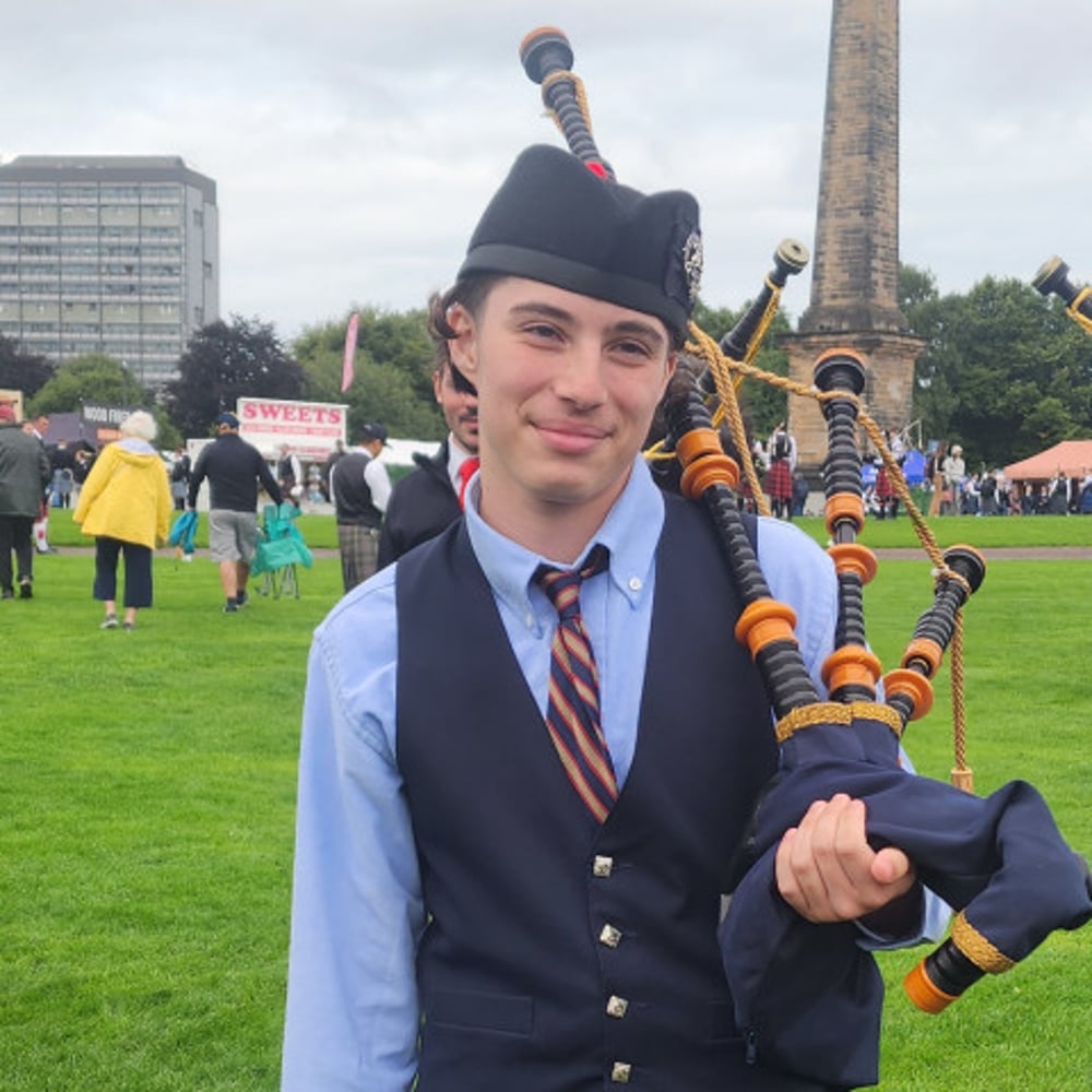 Profile thumbnail image for Sergio's Bagpiping Services