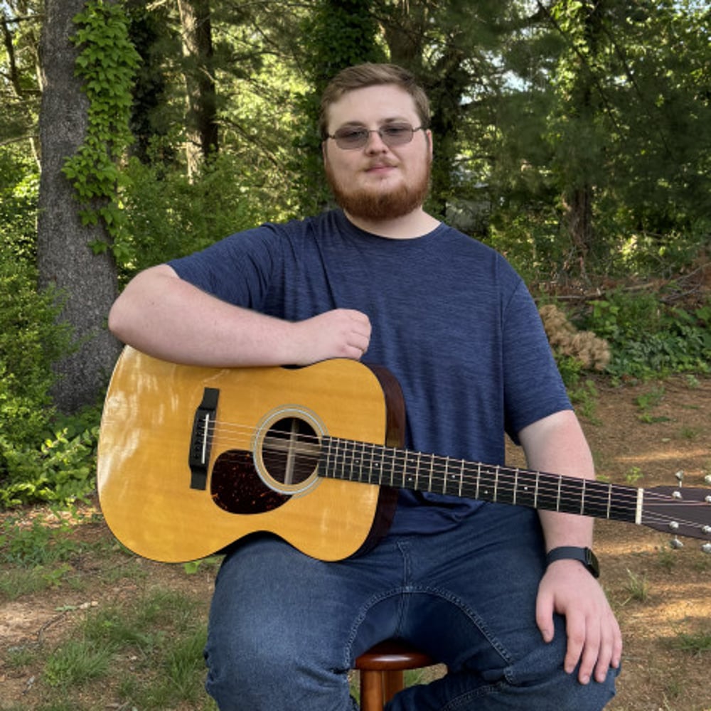 Profile thumbnail image for Session Guitarist, Jon LL