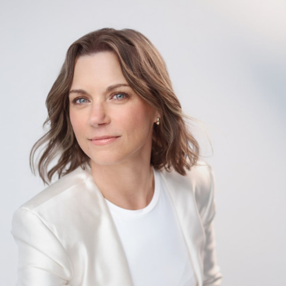 Profile thumbnail image for Shannon Hendrickson MC, Singer, Comedian