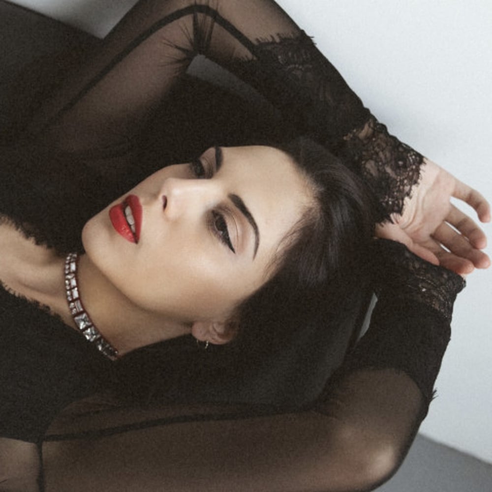 Profile thumbnail image for Melody Villy - Singer, guitar and piano player