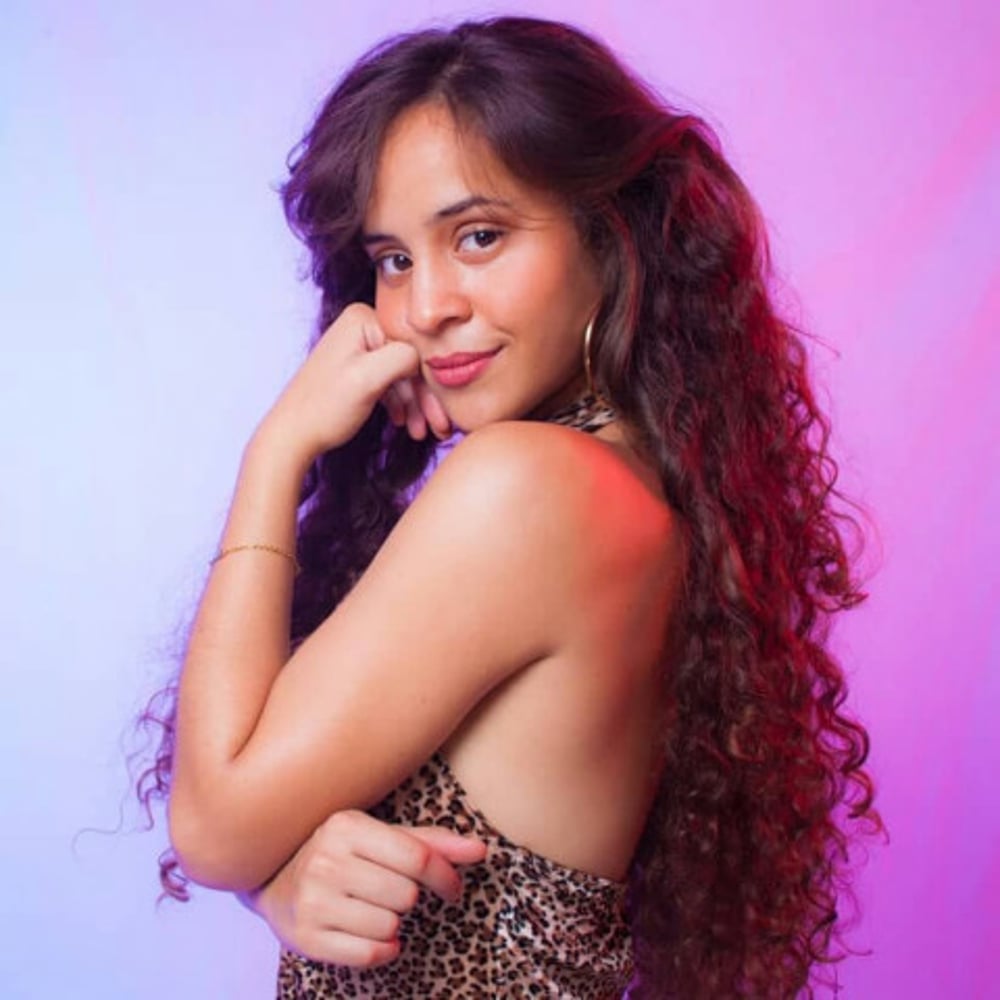 Profile thumbnail image for Maria Victoria - Singer, Violist, Violinist, Latin Dancer