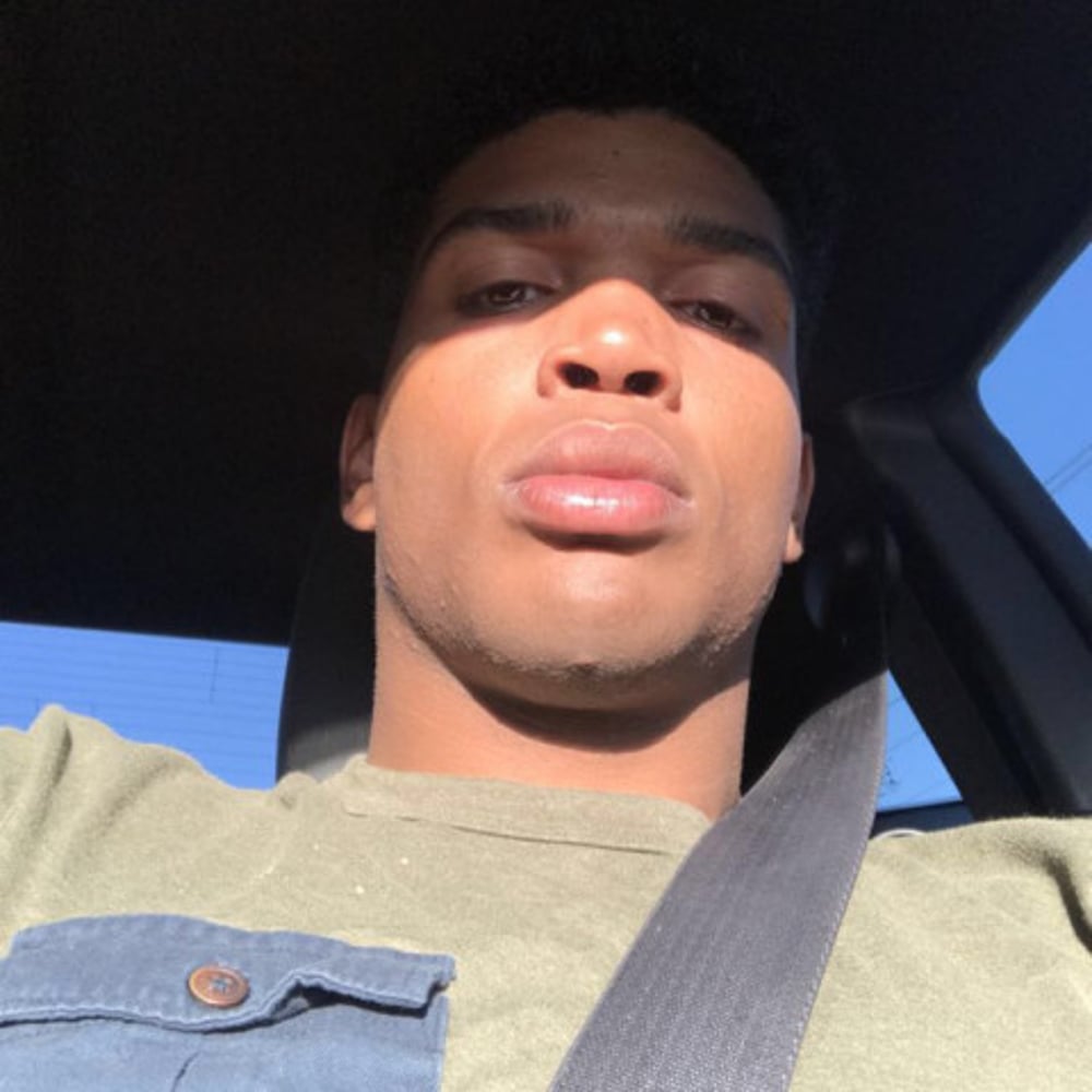 Profile thumbnail image for SMALUZIK…rapper
