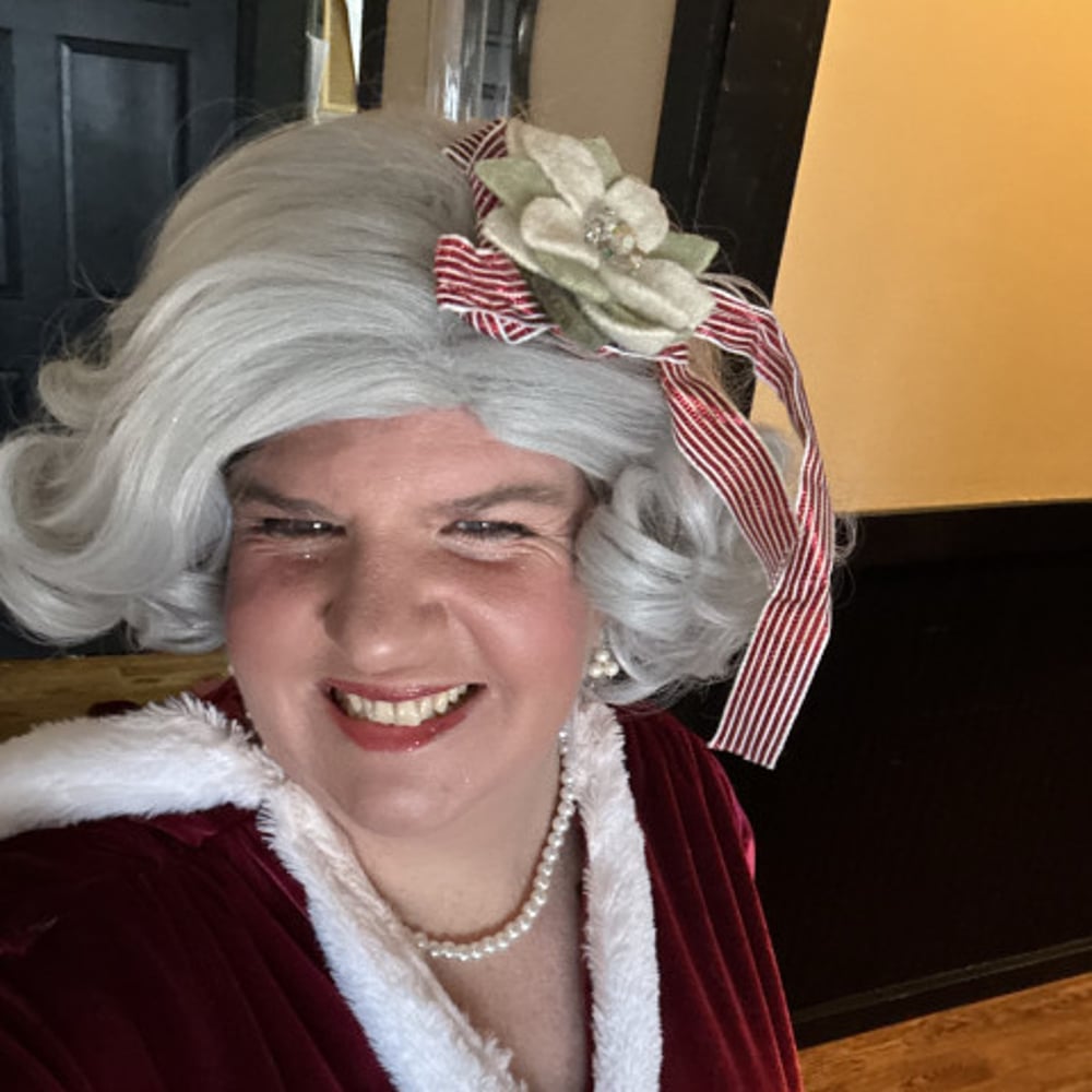 Profile thumbnail image for Mrs. Regina Claus