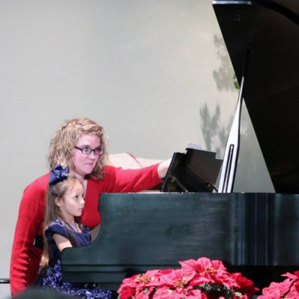 Profile thumbnail image for Sydney Erickson, Pianist