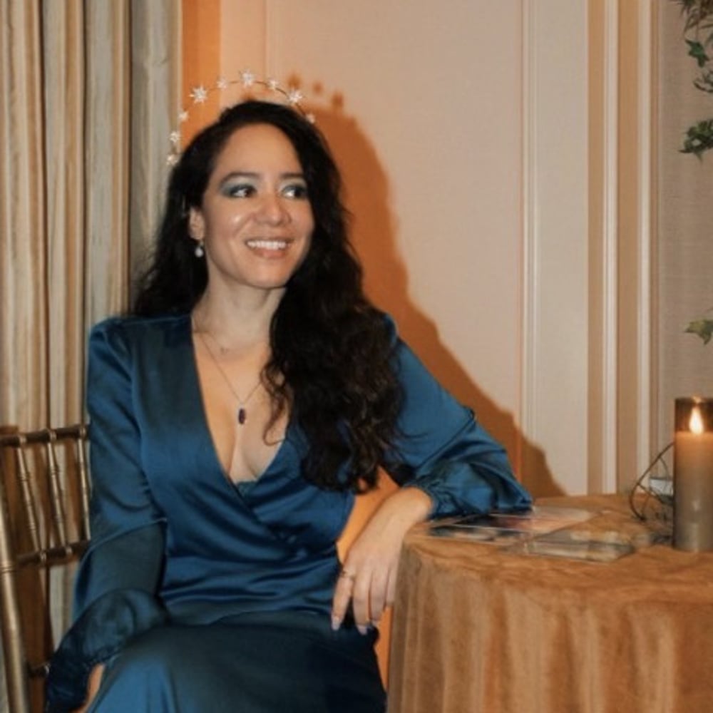 Profile thumbnail image for Carla's Tarot & Oracle Intuitive Energy Readings