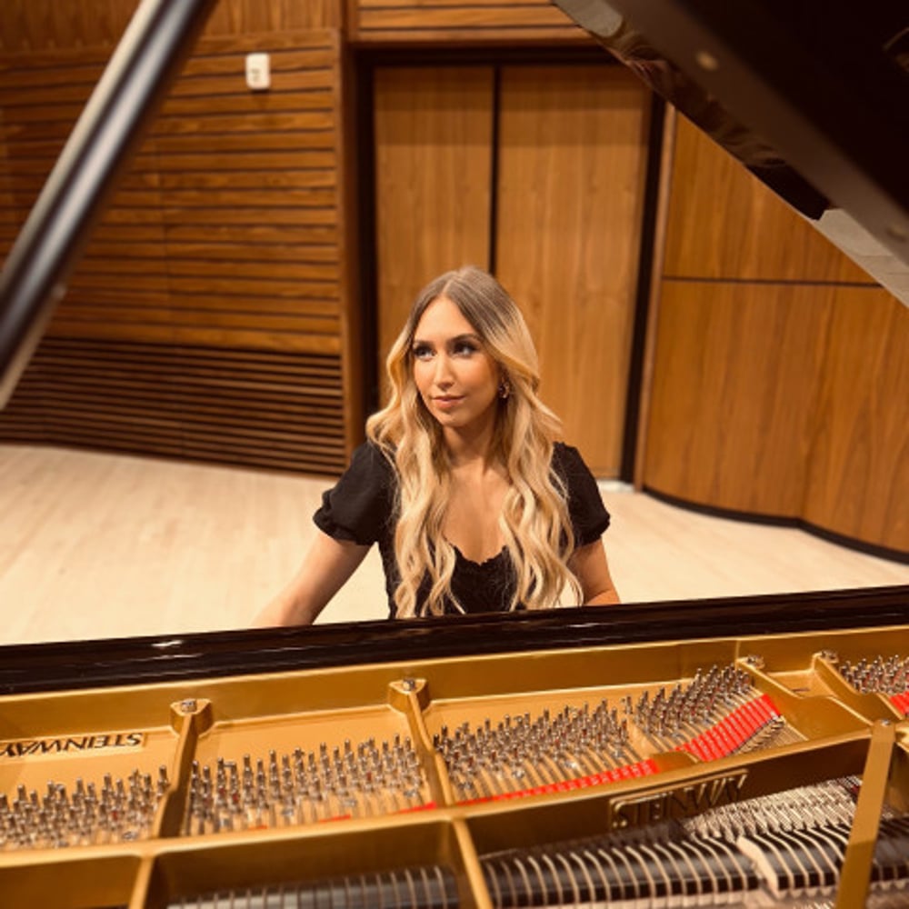 Profile thumbnail image for Taylor Glomb Piano