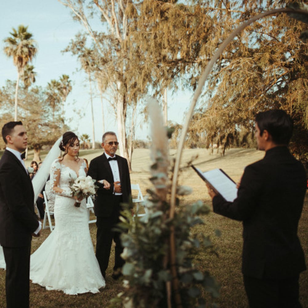 Profile thumbnail image for Texas Wedding Tales