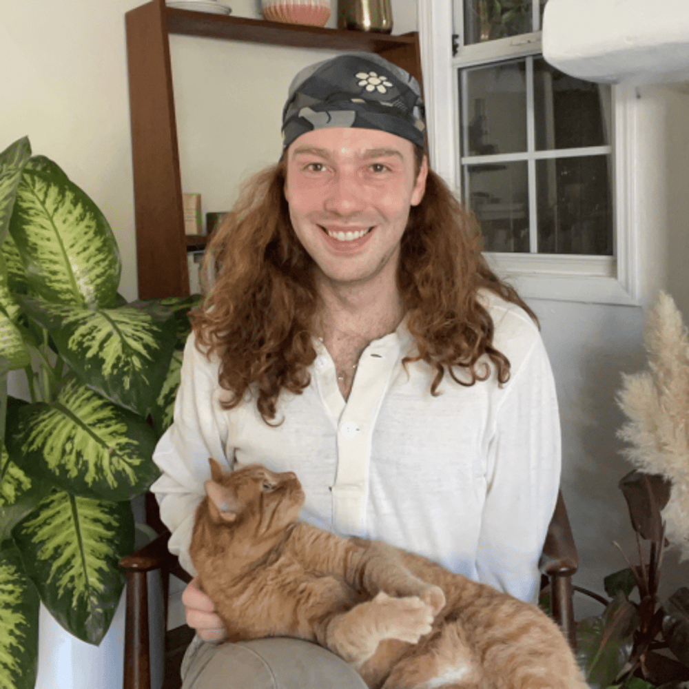 Profile thumbnail image for The Oracle Table: Tarot & Astrology
