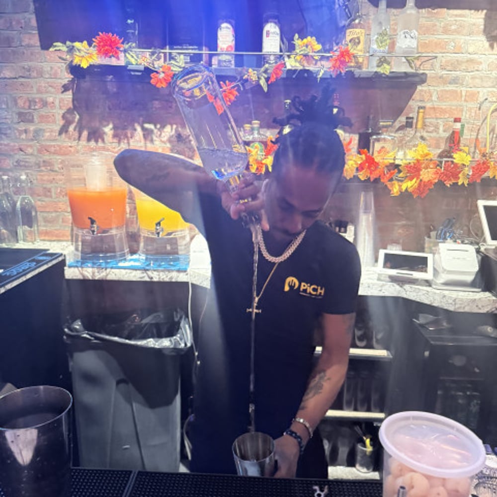 Profile thumbnail image for Tipsy Bartender