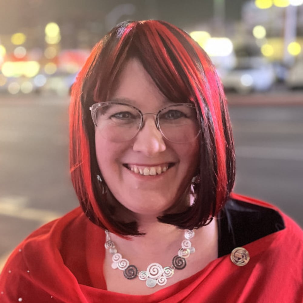 Profile thumbnail image for Traci Lee - Comedy Hypnotist