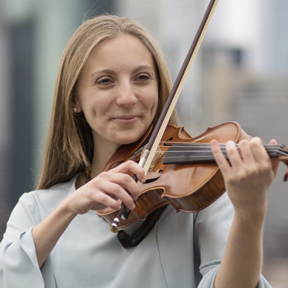 Profile thumbnail image for Violinist - Alexandra