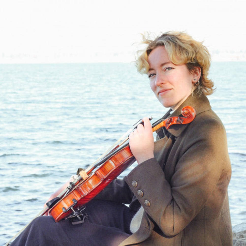 Profile thumbnail image for Helen Koenig, Violinist/Fiddler