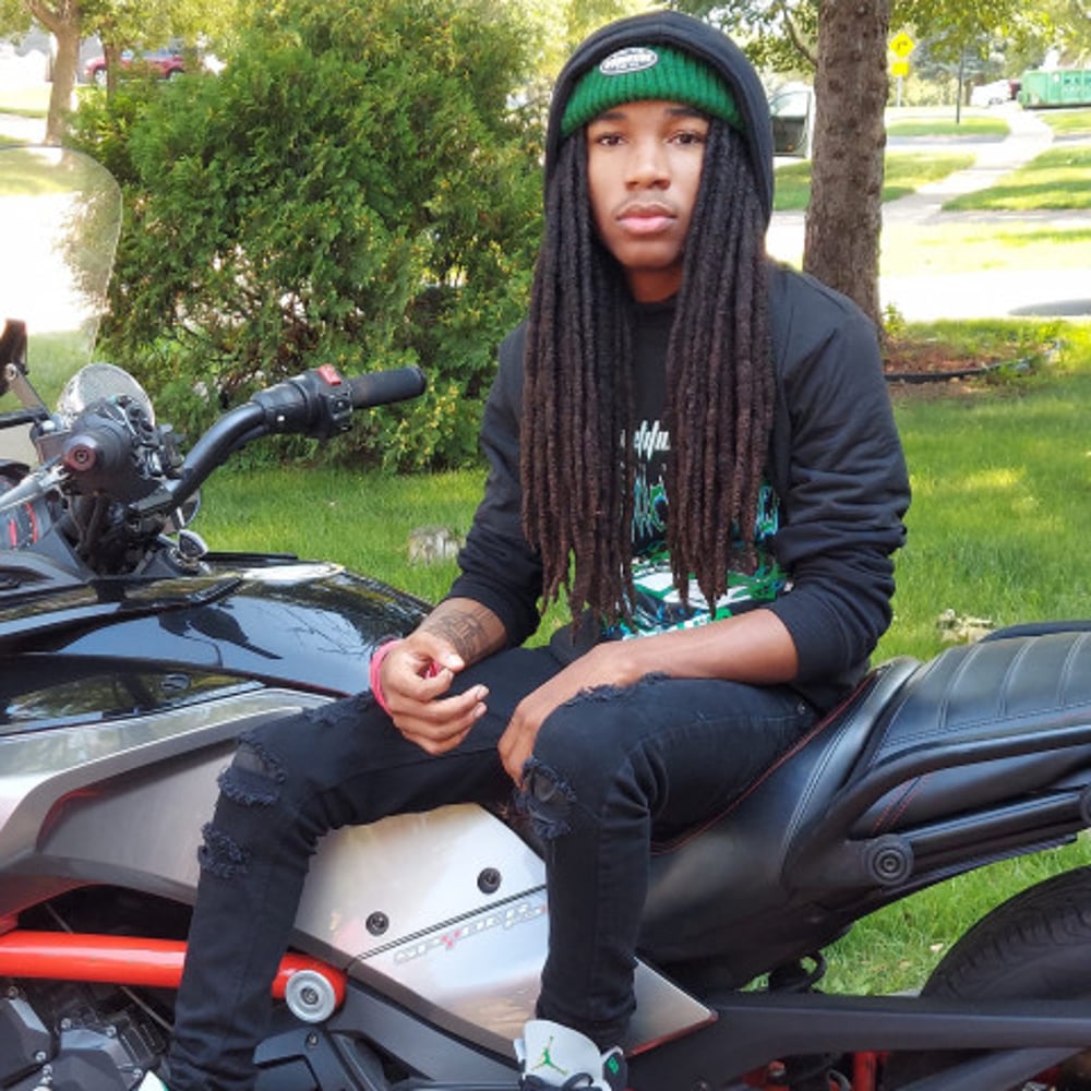 Profile thumbnail image for Young & Gifted Solo Rapper