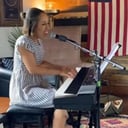 Aleah Lincey - Pianist