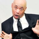 BigHeadLightSkinComedian