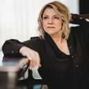 Chantal - Pop Singer