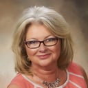 Dr Lorinda F. Lewis