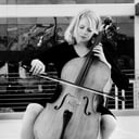Cellist Mandy Hofheins