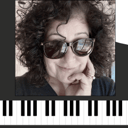 Laura Lennon, Pianist