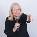 Maggie Starr Comedy Hypnotist