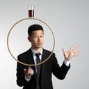 Magician &amp; Balloon Twister-Perry Yan