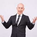 Magician Cesar Domico