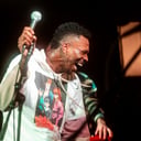 Nev_sings