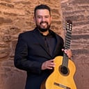 Omar Villanueva Guitarist