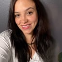 Pianist, Larissa